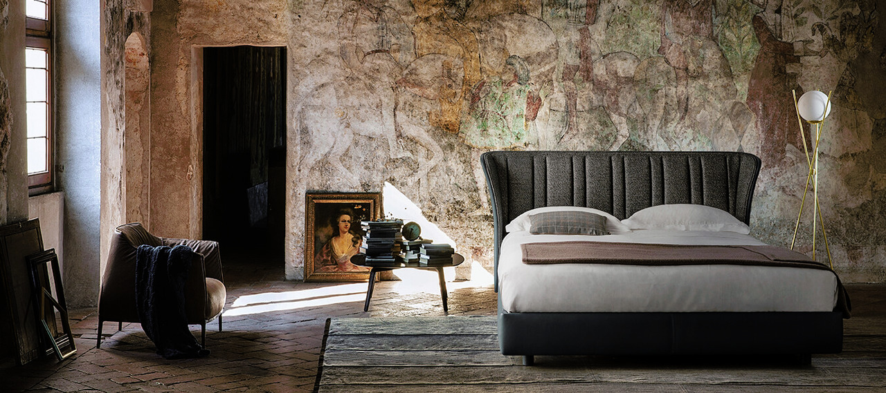 Lola Darling Bed