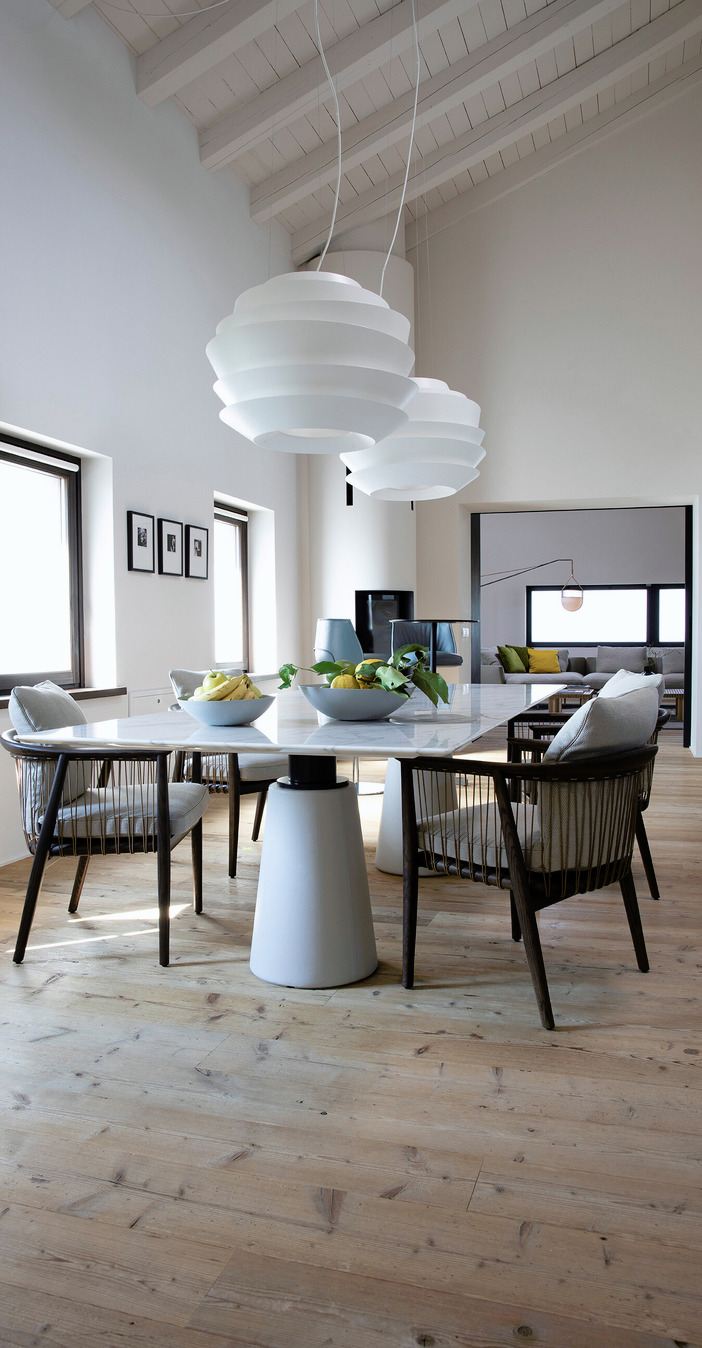 Mesa Due Table, view 2