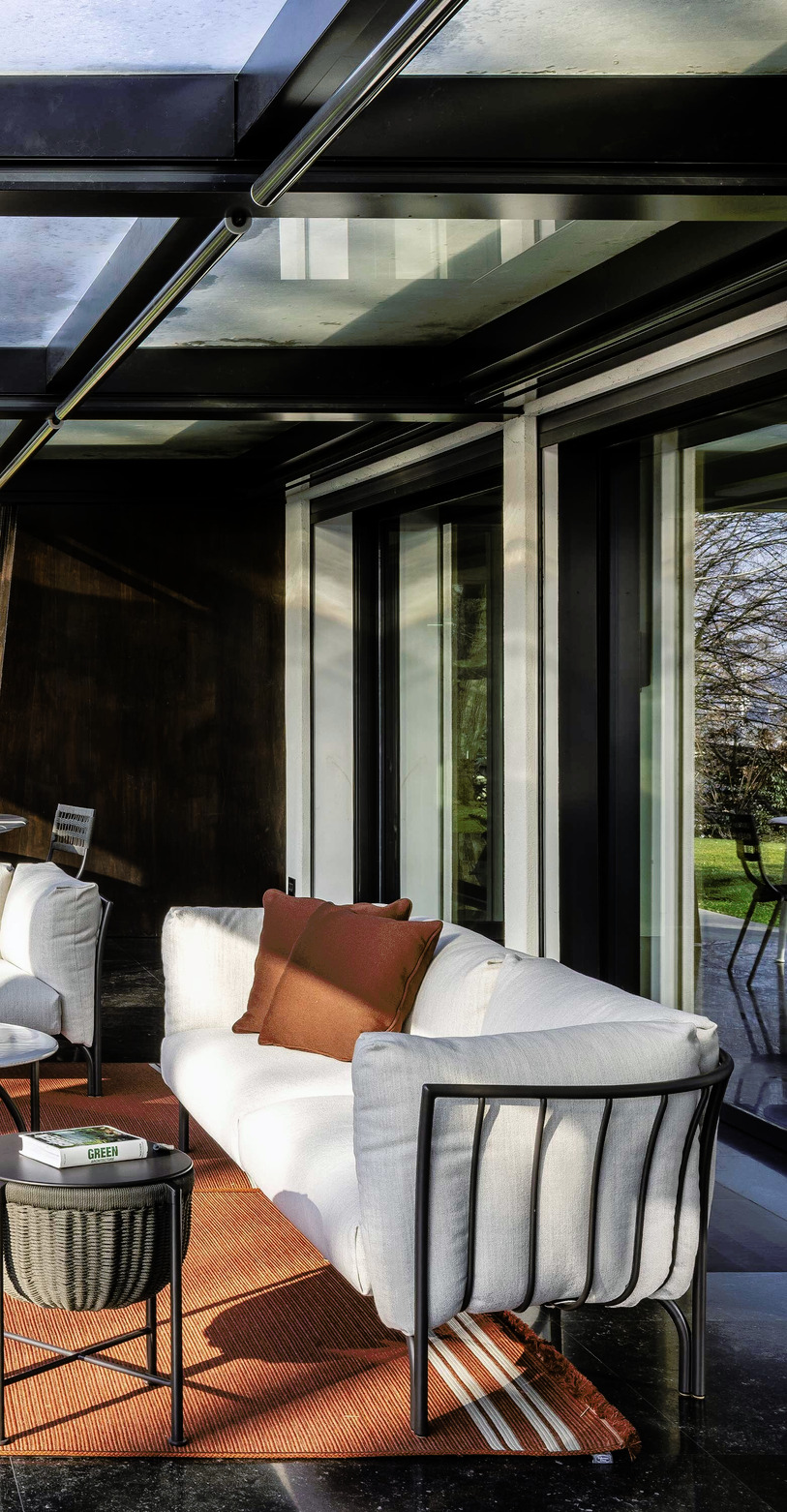Mirabell Outdoor Sofa, view 2