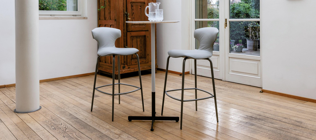 Montera Mas Stool