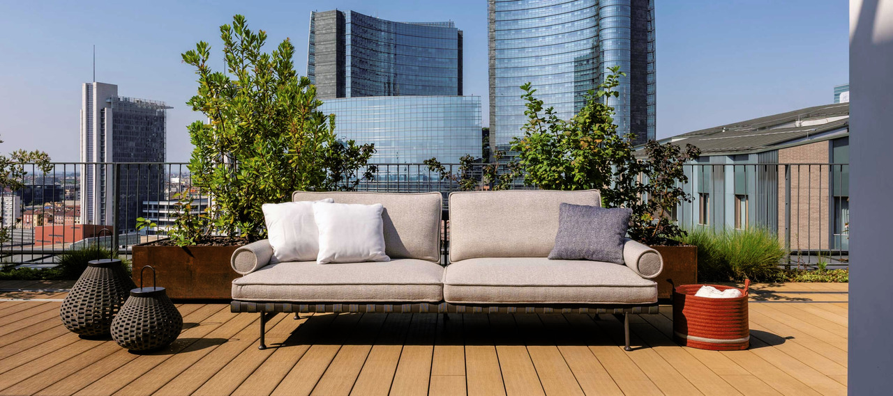Souvenir d'Italie Outdoor Sofa
