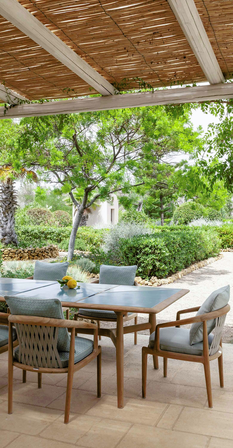 The Secret Garden Dining Table by Poltrona Frau, view 2