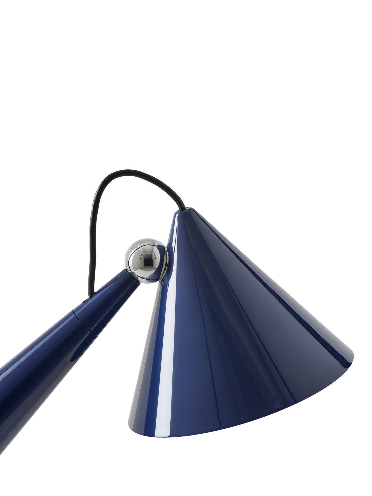 Pose Task Table Lamp, view 2