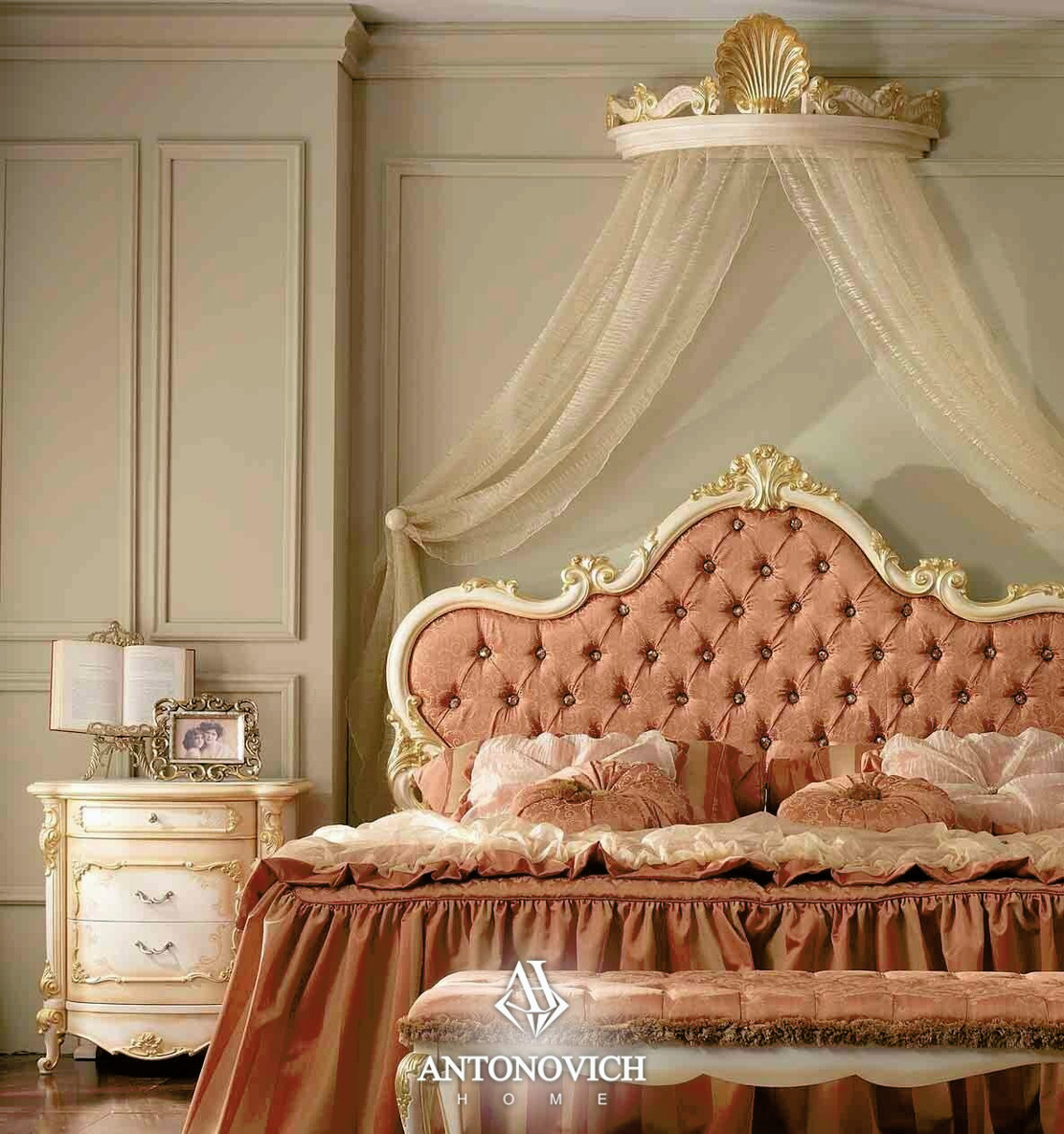 Alberto Mario Prestige Bedroom, view 2