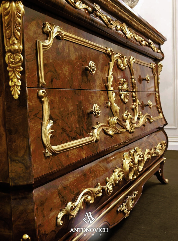 Grilli Hermitage Dining Room Furniture, view 5