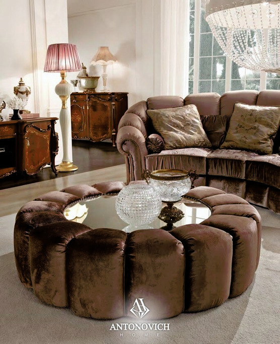 Grilli Doge Living Room, view 8