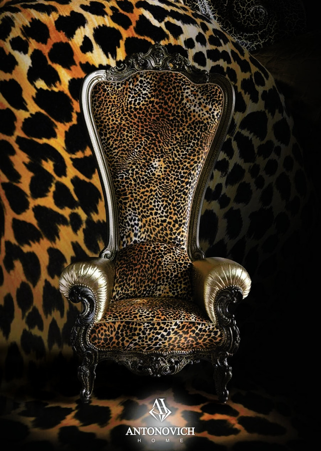 Caspani Tino Throne Chair, view 7