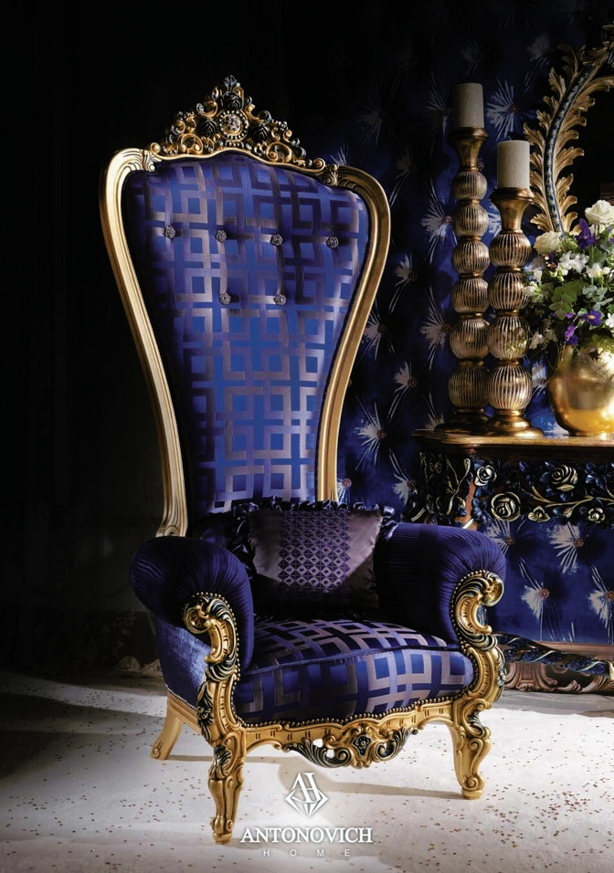 Caspani Tino Throne Chair, view 8