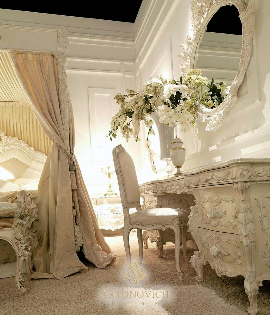 Zanaboni Charlene Bedroom, view 2