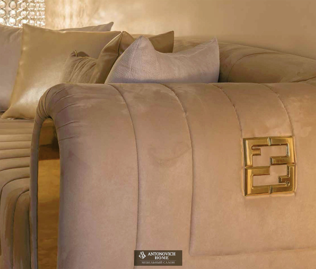 Fertini Casa Collier Living Room, view 5