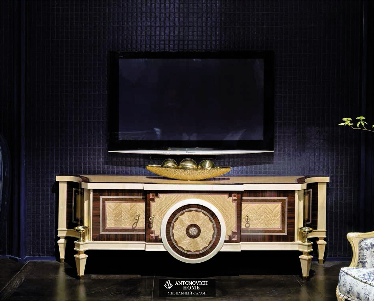 Provasi About Art & Design Bedroom, view 6