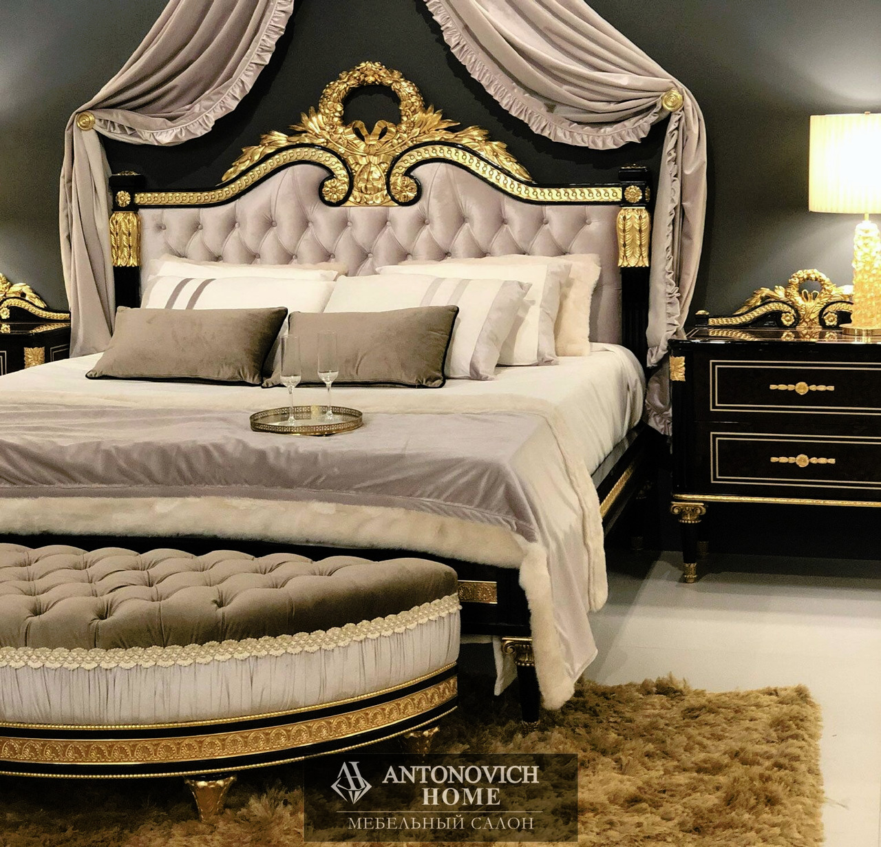 Mariner Trianon Bedroom