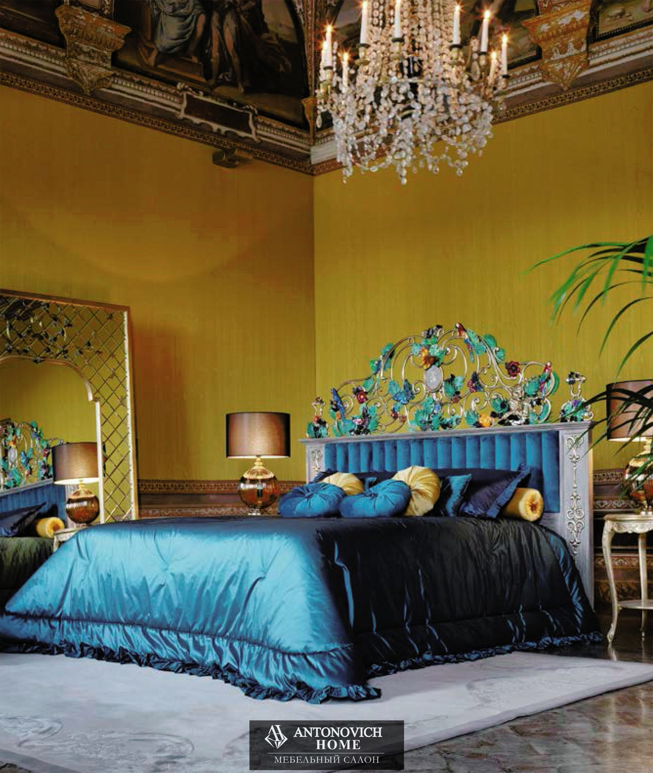 Savio Firmino Wonder in the Jungle Bedroom, view 3
