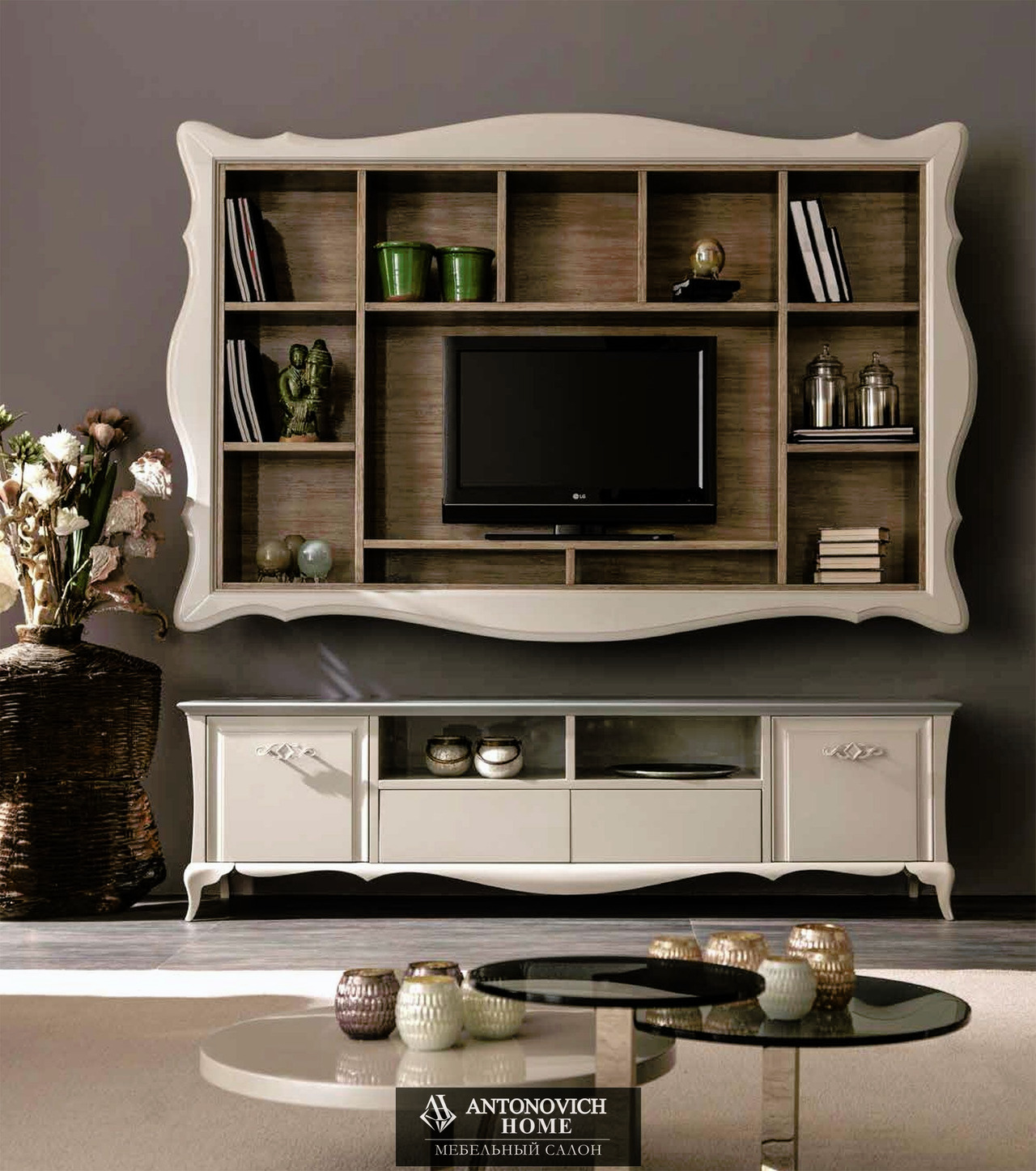 CorteZari Zoe Gold 3 Living Room, view 5