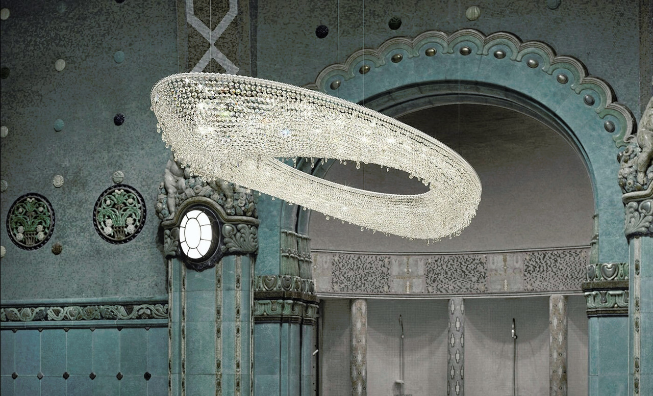 Manooi Atoll Crystal Chandelier