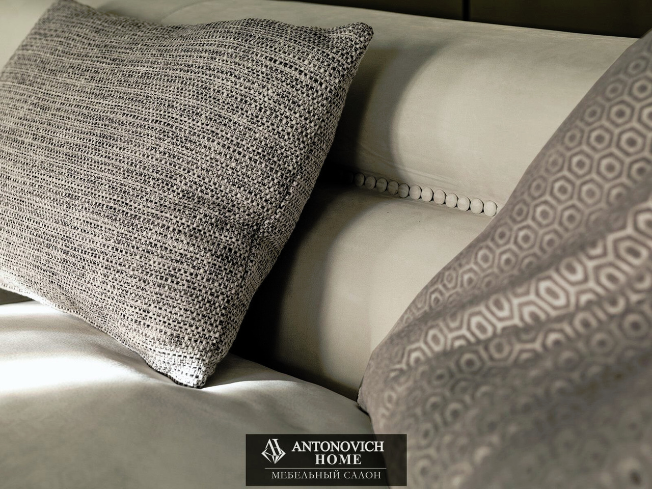 Longhi Ansel Modular Sofa Collection, view 7