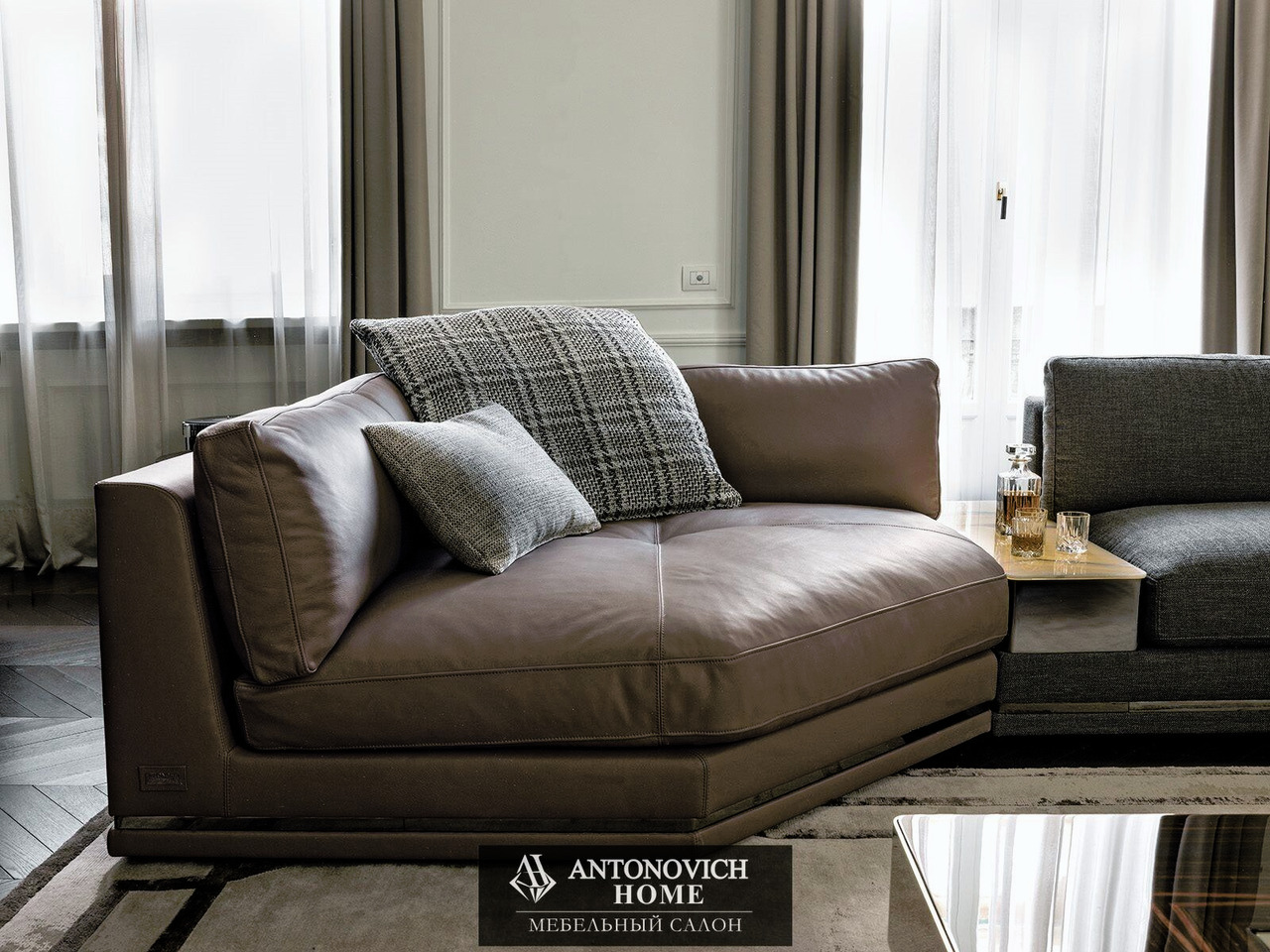 Longhi Cohen Upholstered Furniture, view 12