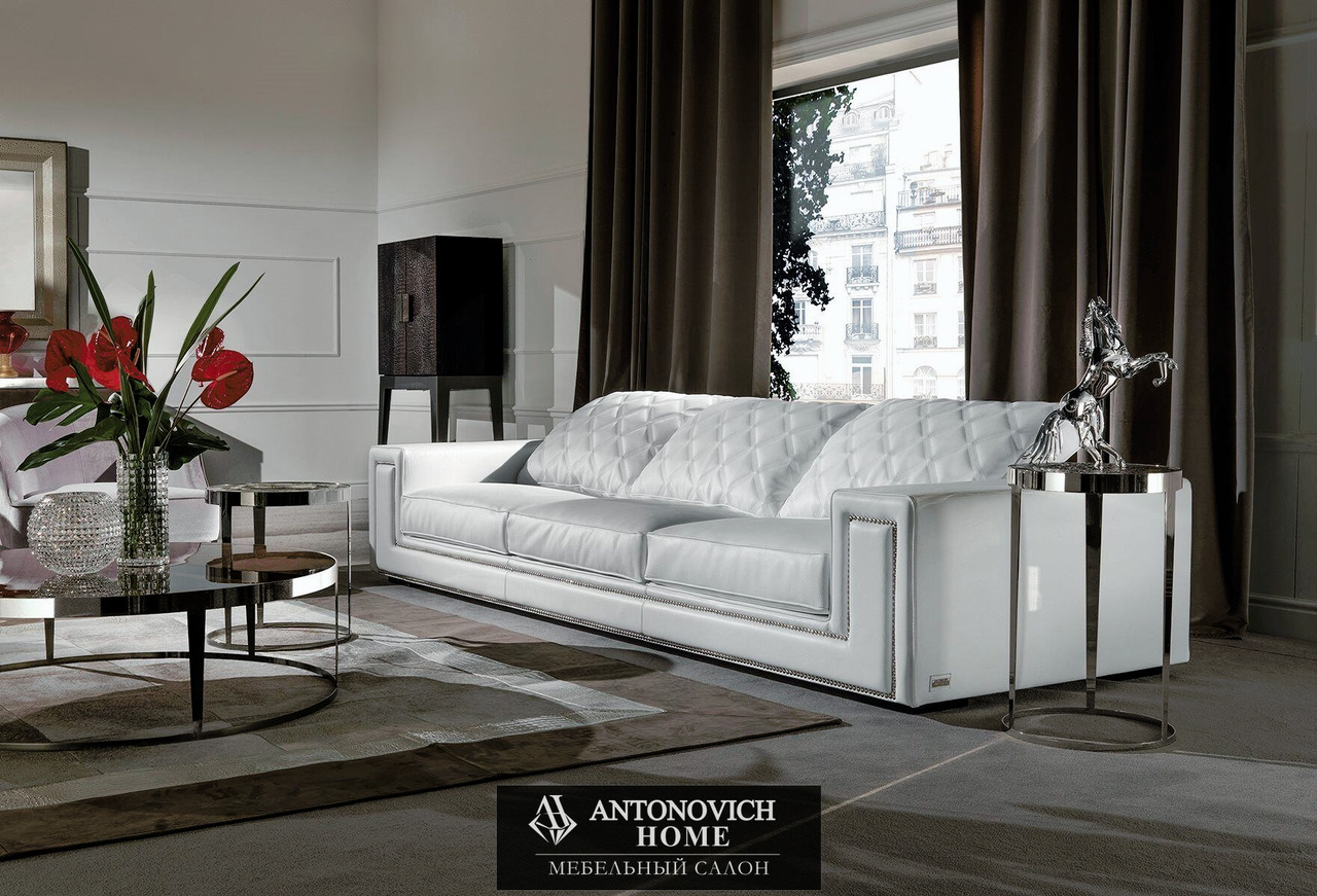 Longhi Helmut Upholstered Furniture