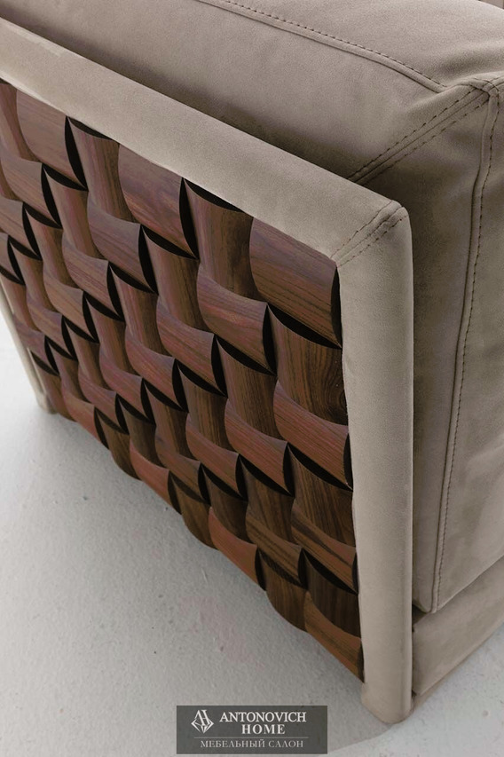 Vittoria Frigerio Durini Sofa, view 10