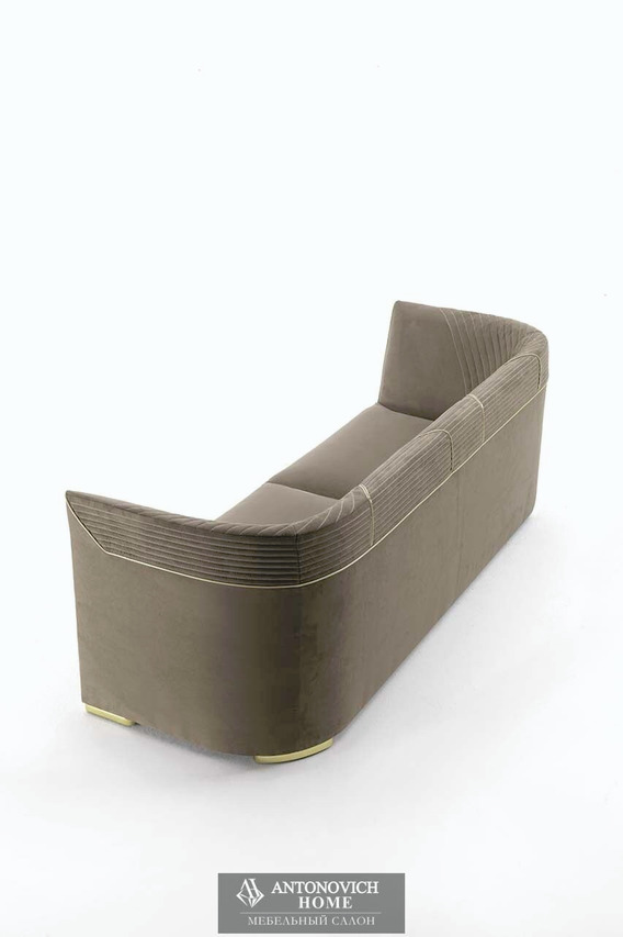 Vittoria Frigerio Ranieri Sofa, view 5