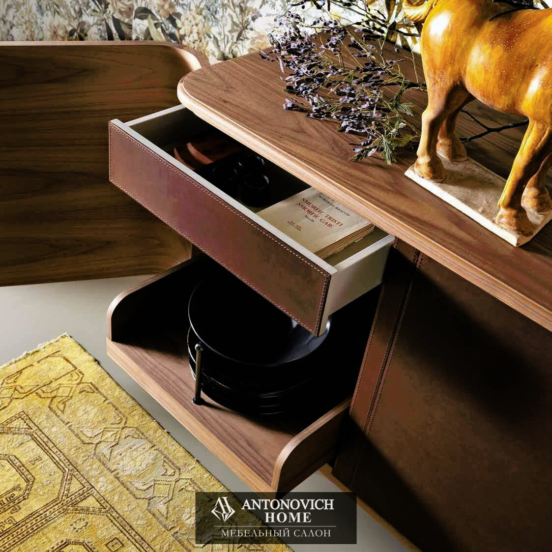 Grilli Worldesign 4 Dining Room, view 4