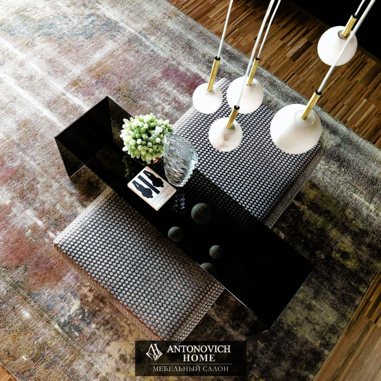 Grilli Worldesign Living Room, view 3