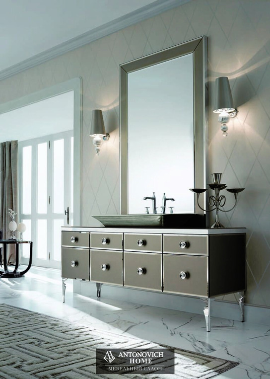 Majestic 03 Bathroom Furniture by Vitage, view 2