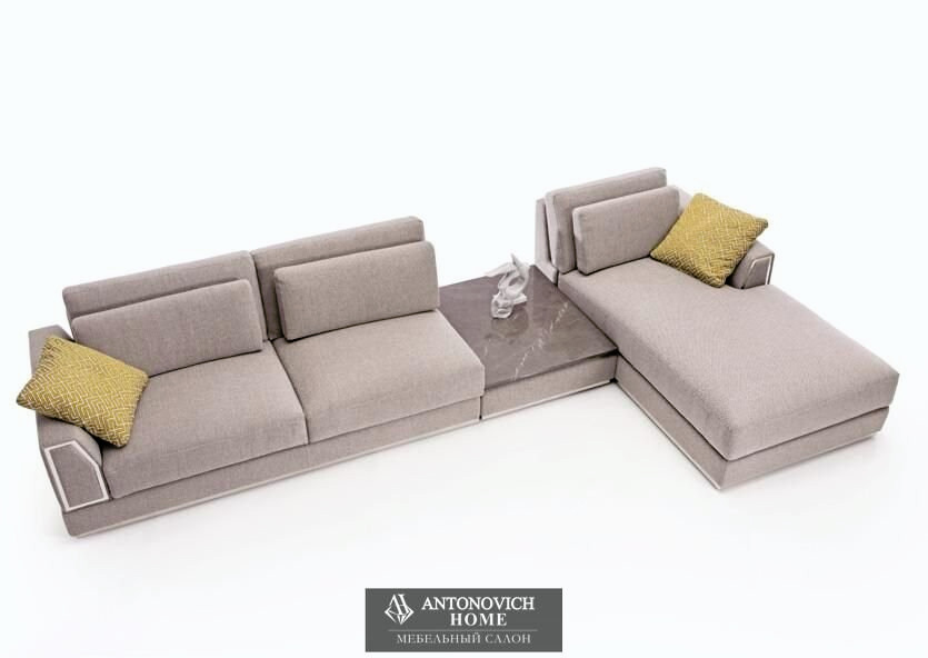 Keoma Dante Living Room, view 4