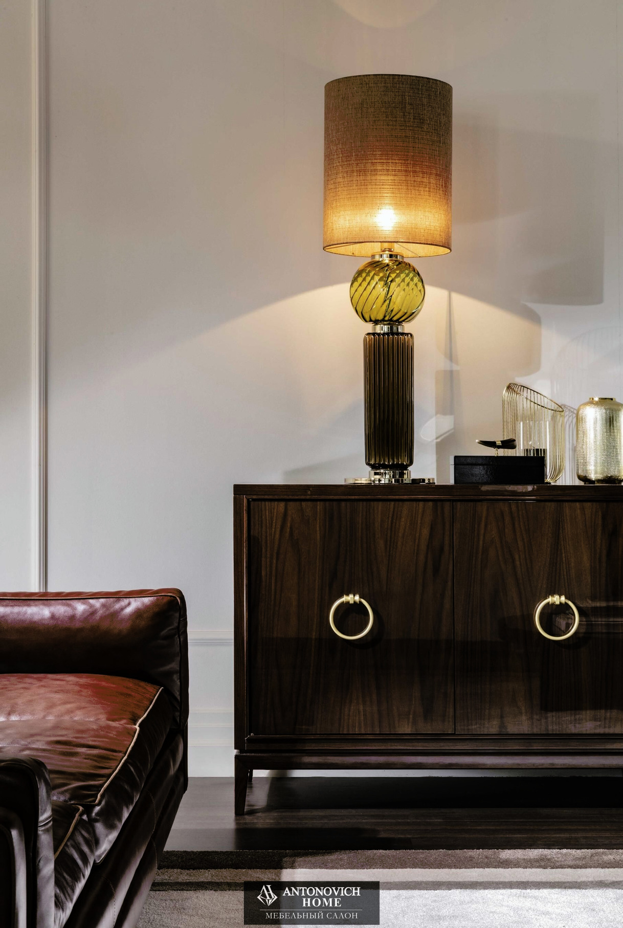 Galimberti Nino Nuovo Classic Milanese Living Room, view 3