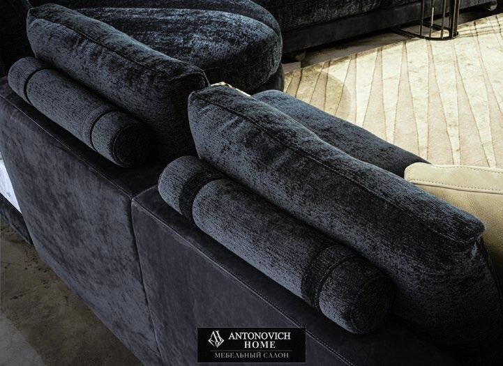 Longhi Sartoria 2 Living Room, view 10