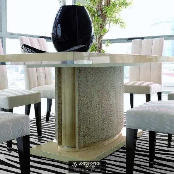 Turri Genesis Dining Room, view 3