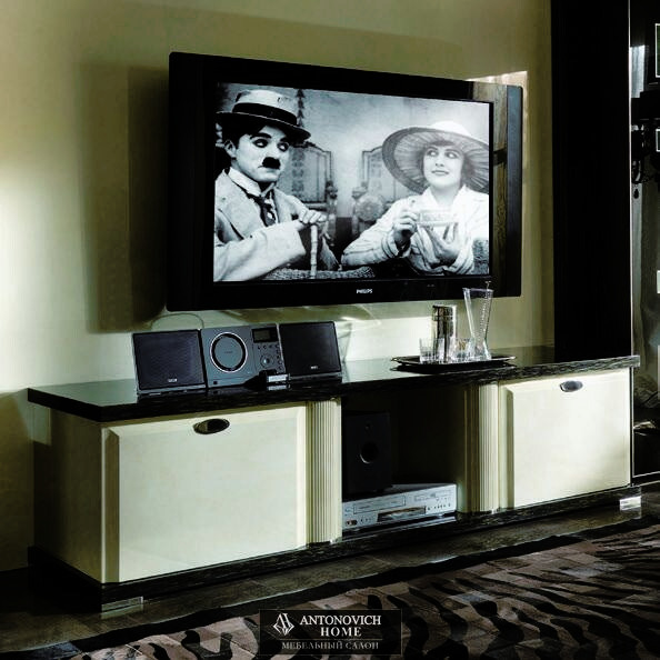 Turri Genesis Dining Room, view 9
