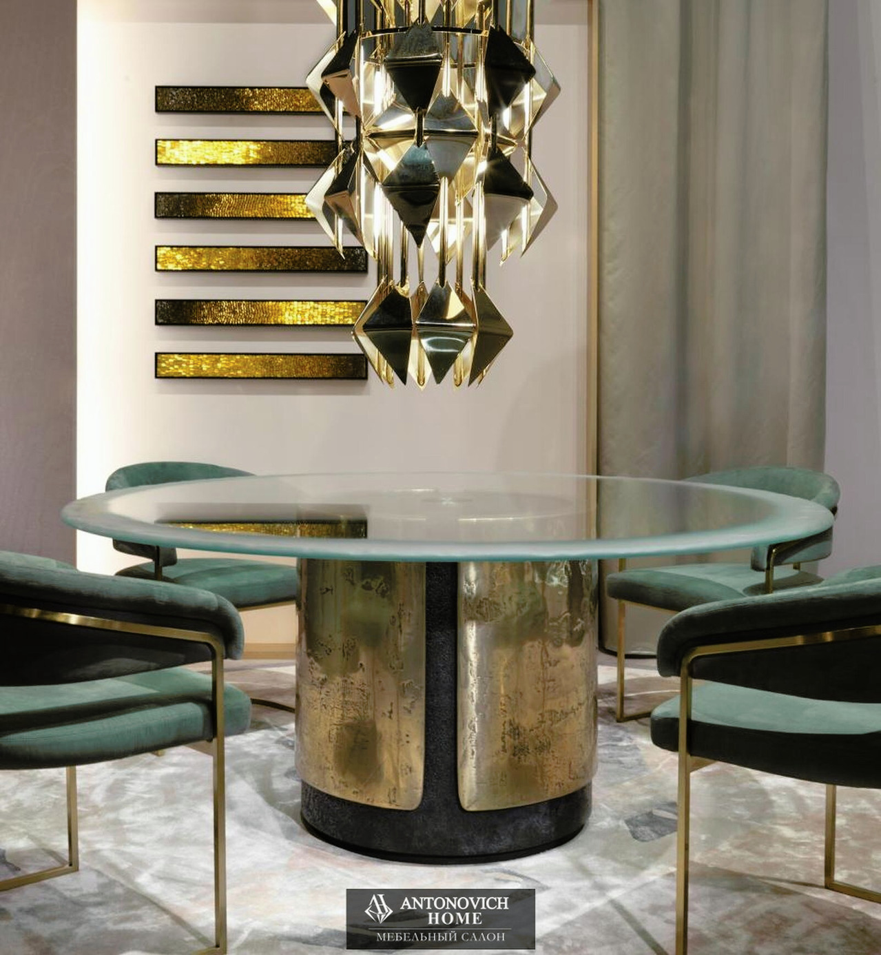 Amos Dining Collection by Visionnaire
