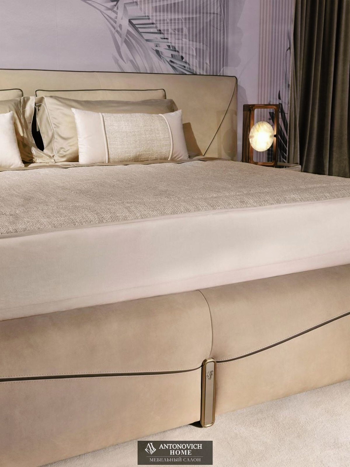 Visionnaire Bastian Bedroom, view 2