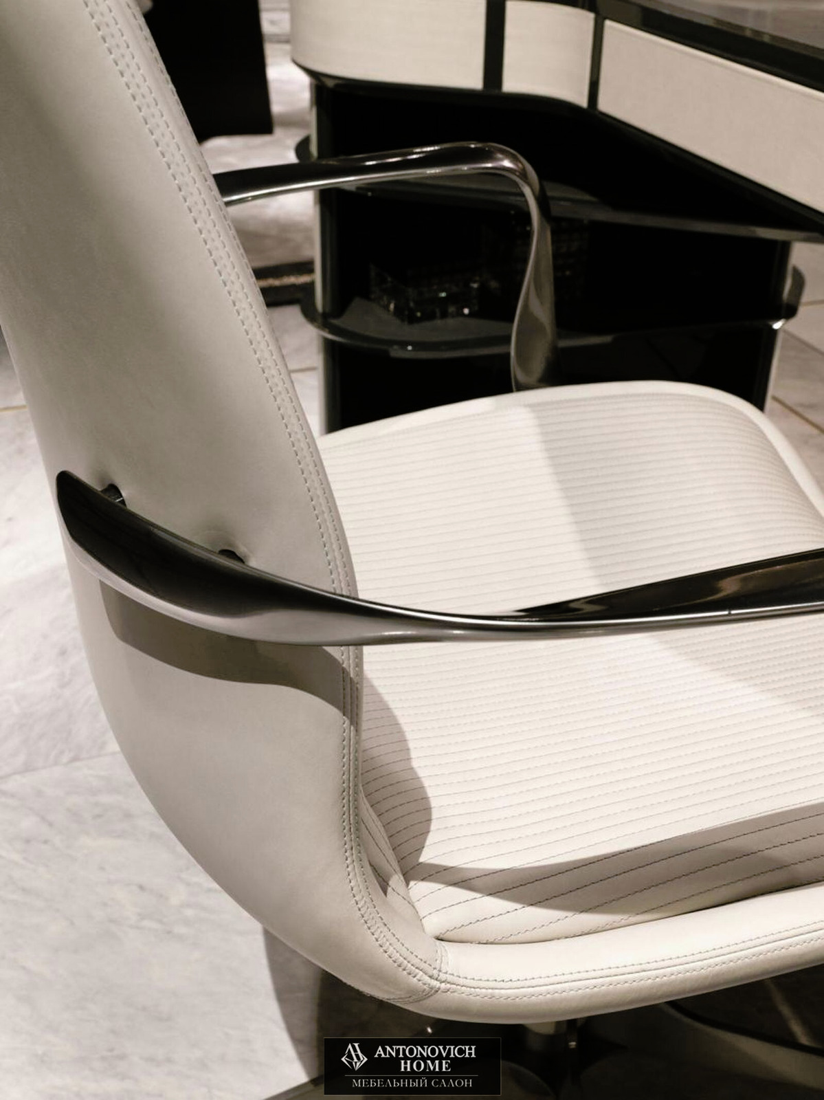 Visionnaire Wall Street Office Furniture, view 6