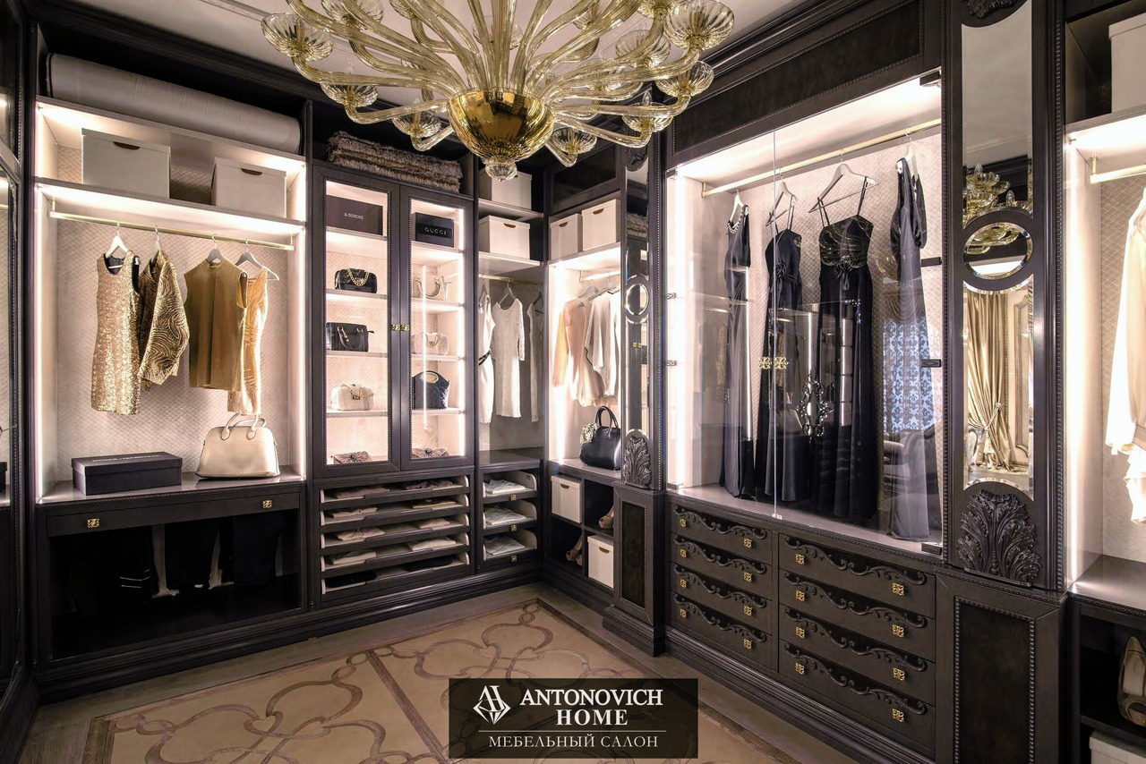 Pregno Way Of Life Dark Walk-In Wardrobe