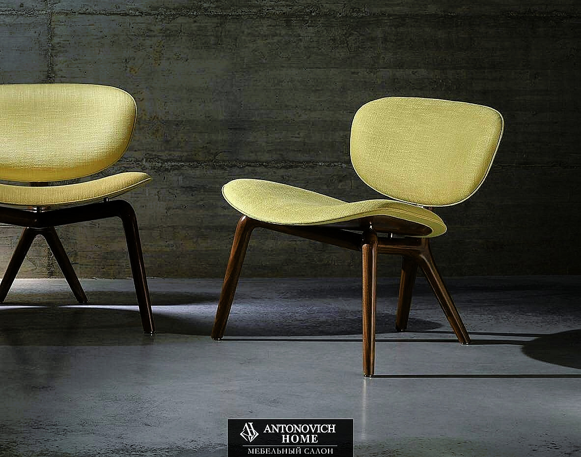 Rondine Armchair by Ceccotti Collezioni, view 2