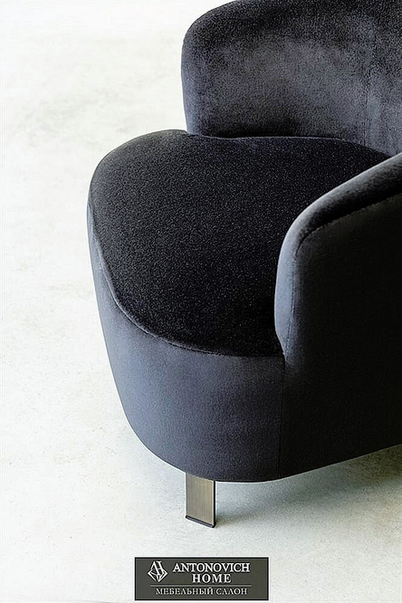 Porada Copine Steel Armchair, view 2