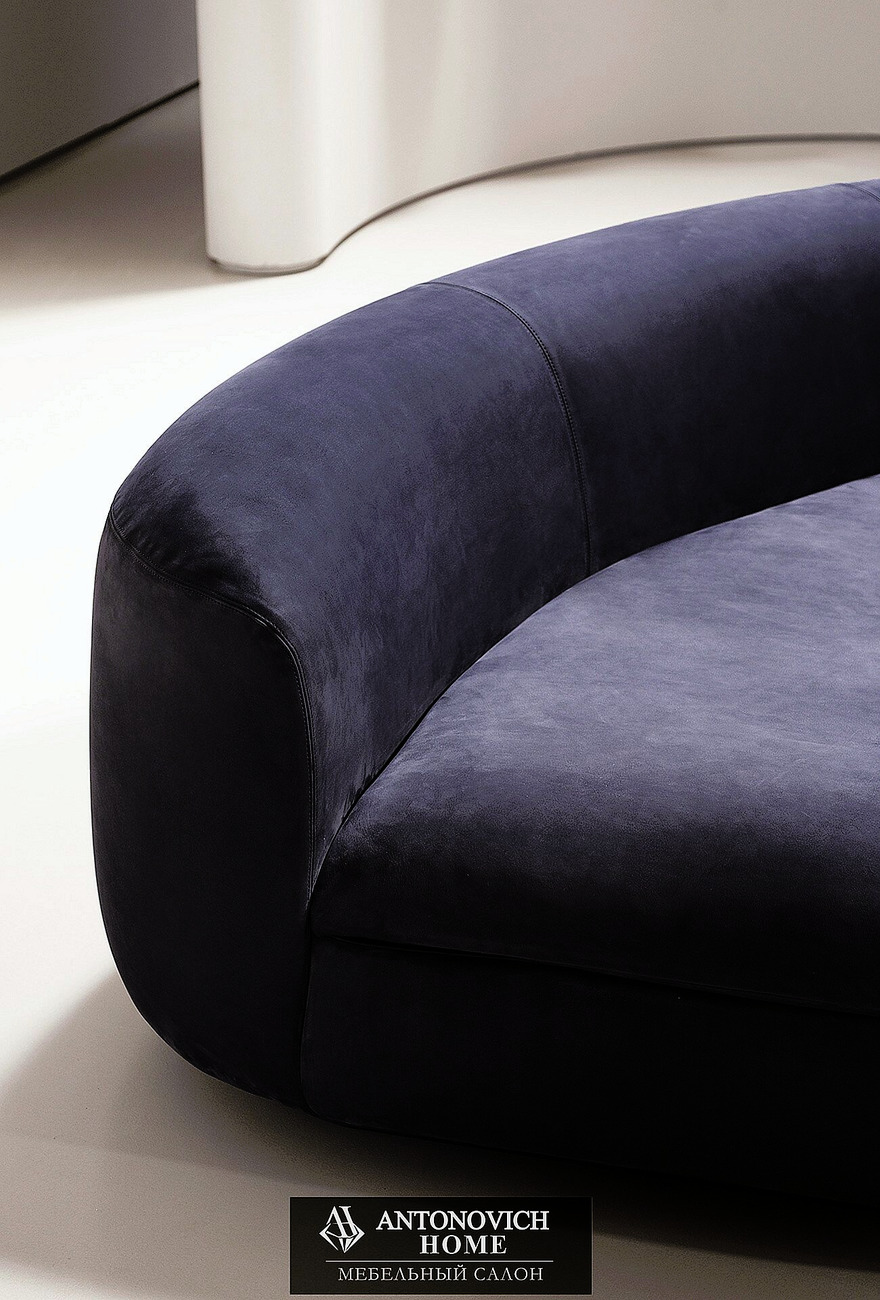 Baxter Piaf Sofa, view 5