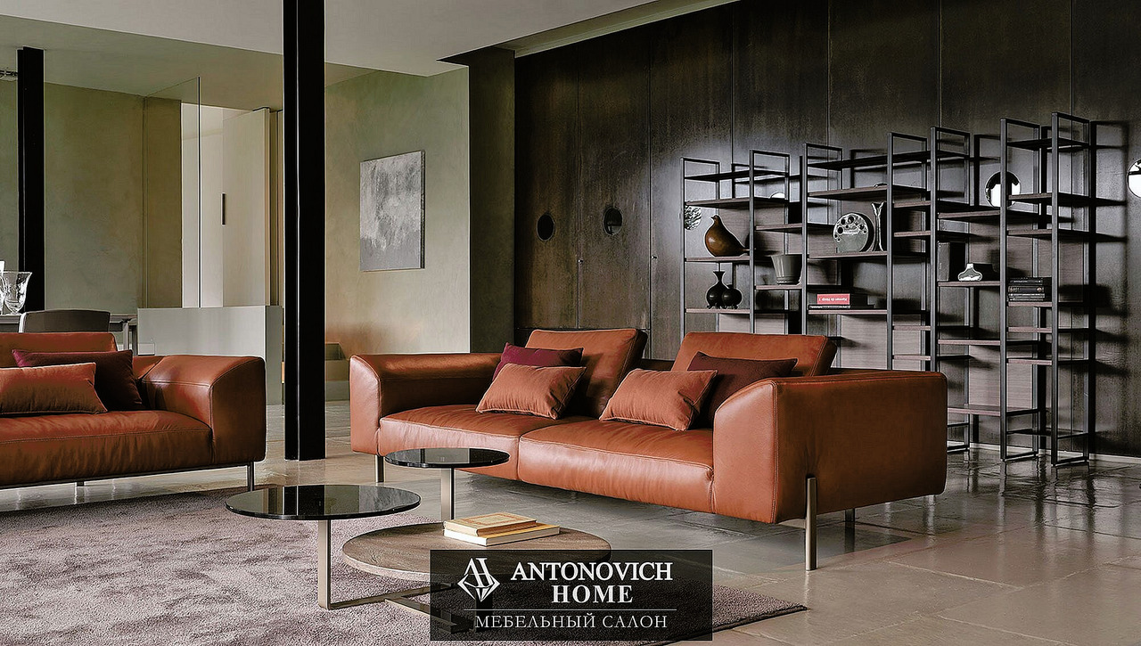 Diva Sofa by CorteZari, view 2