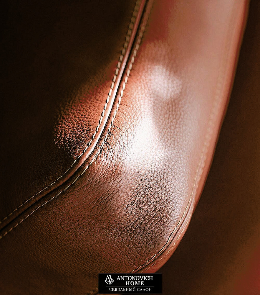 Diva Sofa by CorteZari, view 5