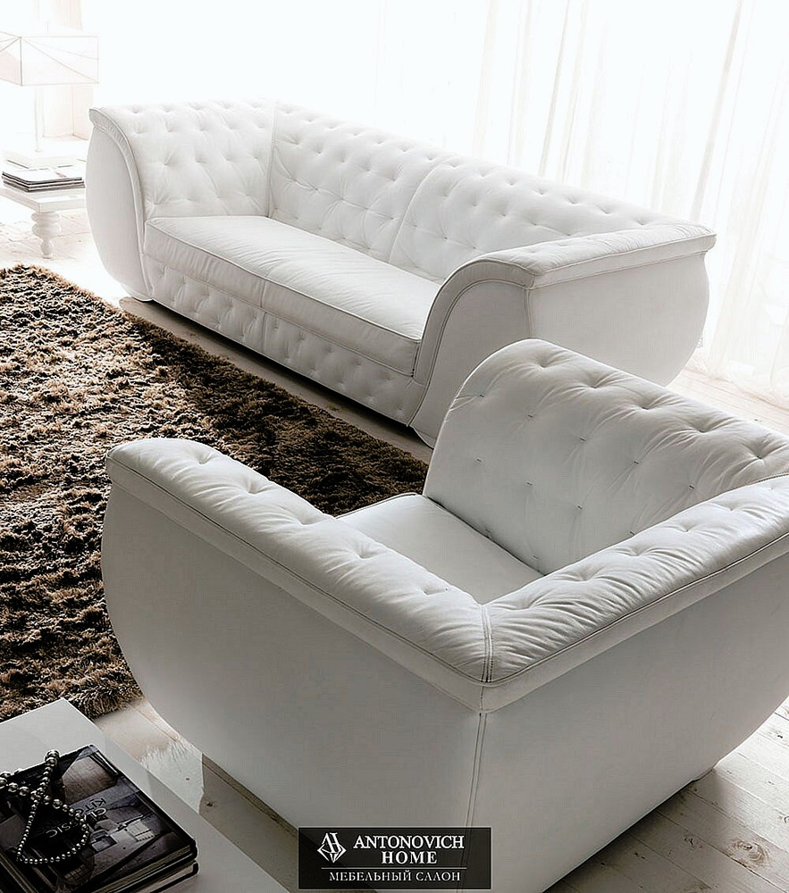 CorteZari Lapo Sofa, view 5