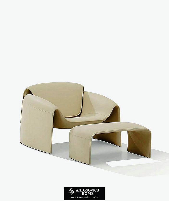 Poliform Le Club Armchair, view 6