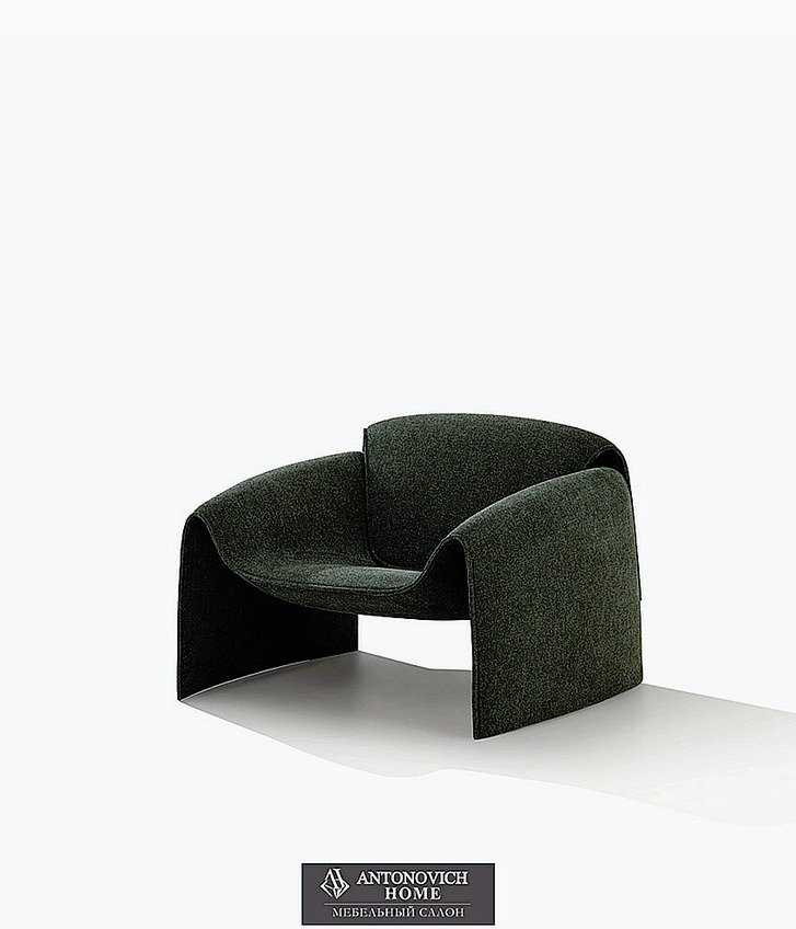 Poliform Le Club Armchair, view 2