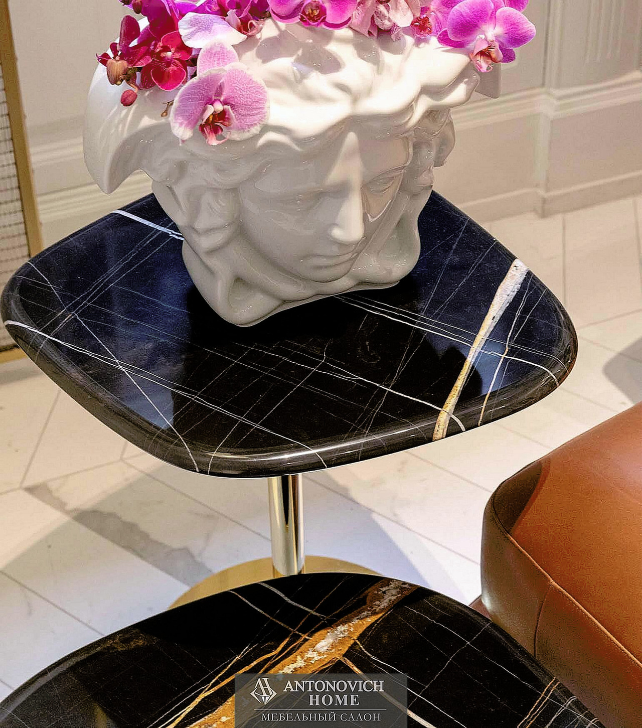 Versace Home Living Room Furniture, view 8