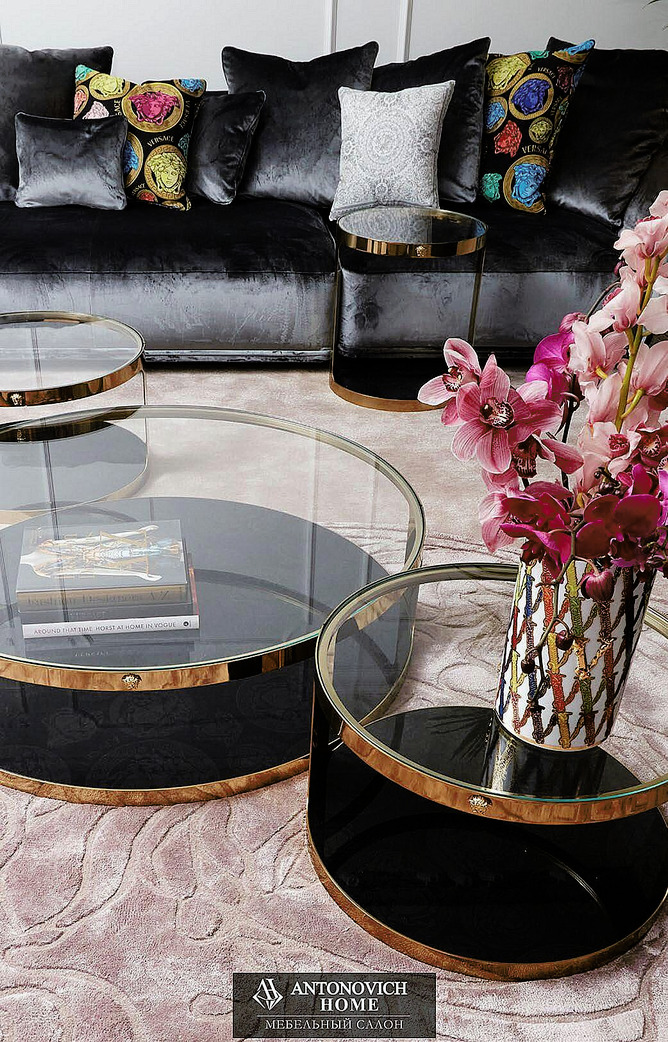 Versace Living Room 2 2021, view 2
