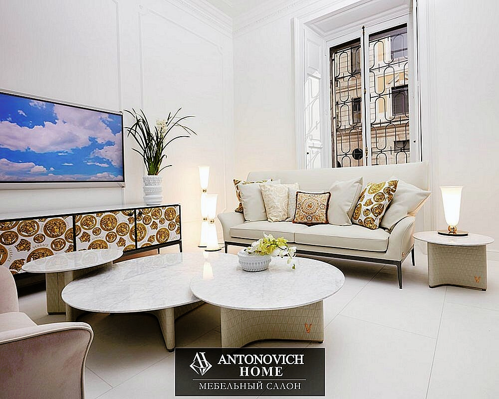 Versace Home Stiletto Upholstered Furniture, view 9