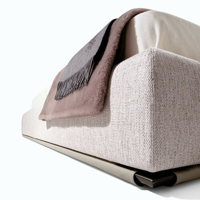 Giorgetti Adam Bed, view 3