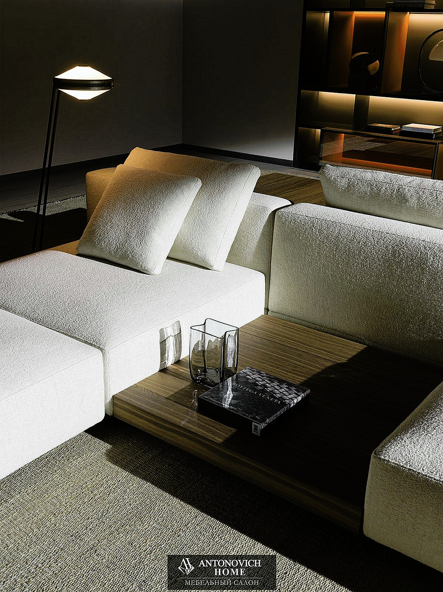Molteni Group Marteen Sofa, view 6