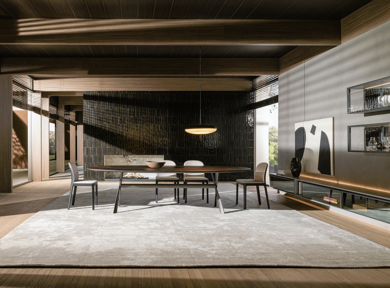 Molteni Group Gatwick Dining Table